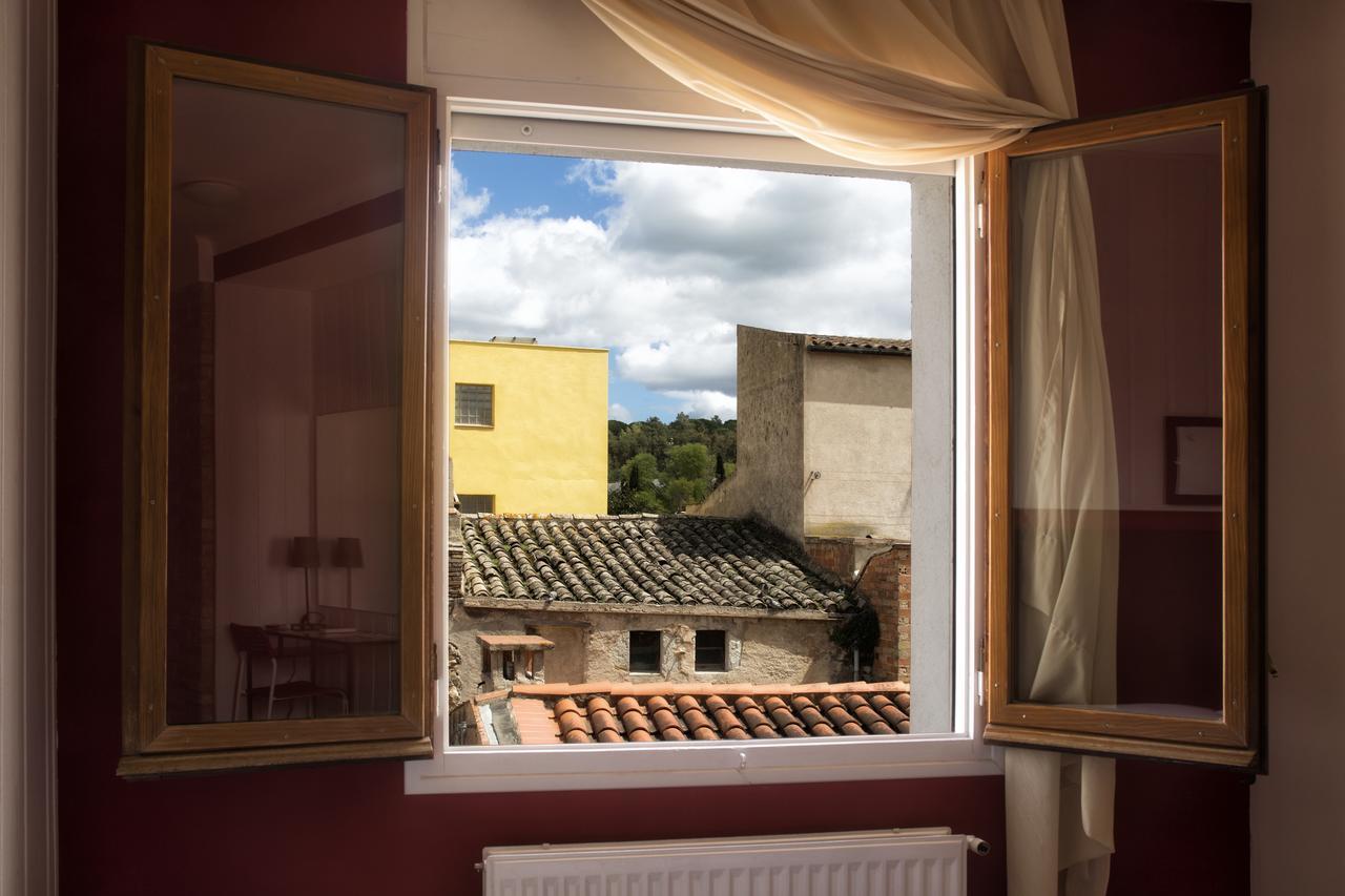 Hostal Fabrellas Caldes de Malavella Εξωτερικό φωτογραφία